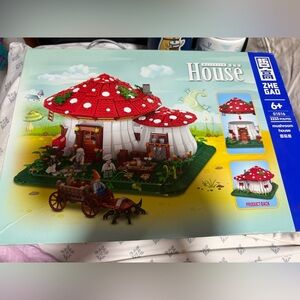 ZHE GAO MUSHROOM HOUSE